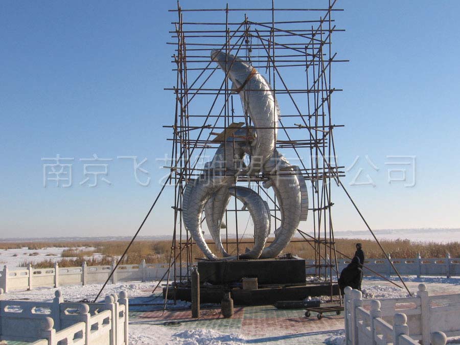 鲤鱼跃龙门